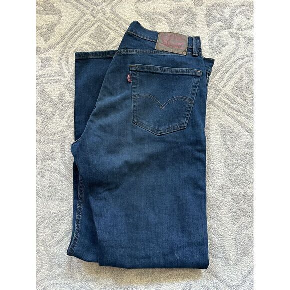 Levi's Classic Blue Denim Jeans Straight Leg Casual‎ Everyday Wear - Picture 1 of 4